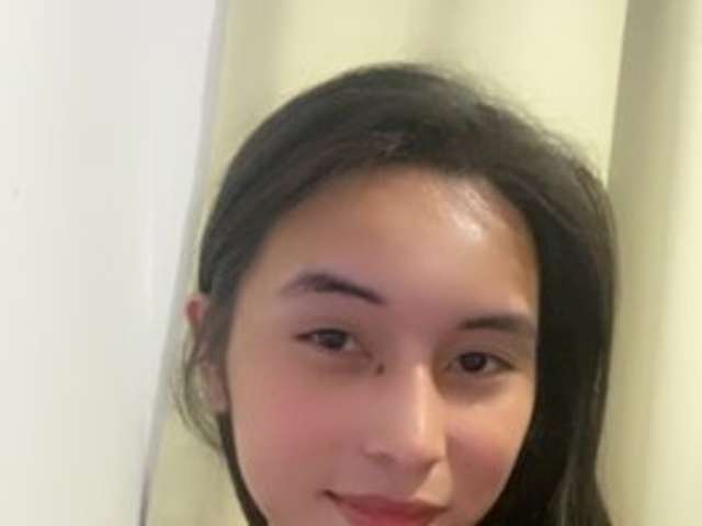 go to chat with SakuraCorpuz
