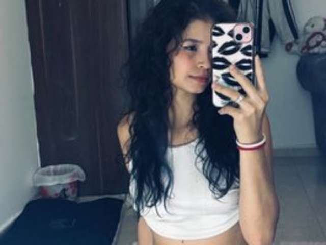 go to chat with SamantaOrtiz