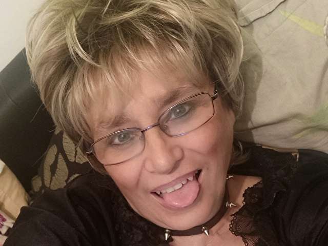 go to chat with Samantha86