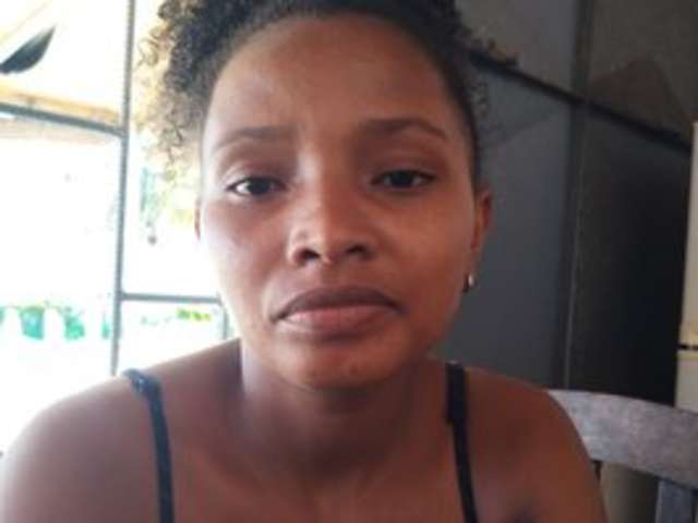 go to chat with Sandrina