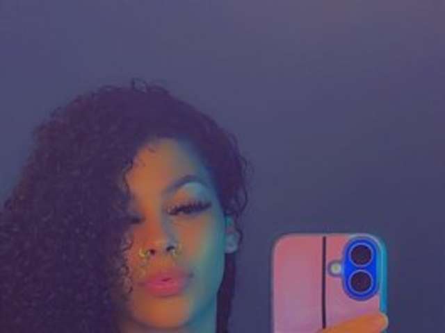 go to chat with SapphireDior