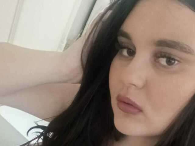 go to chat with SaraElise