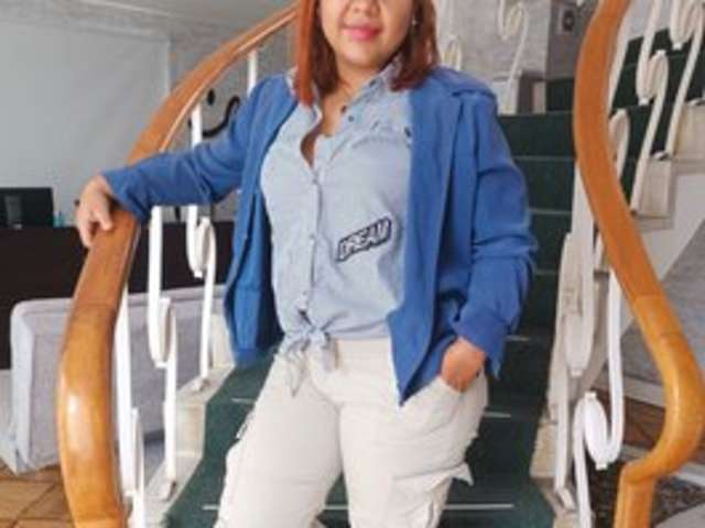 go to chat with SarahMcMiller