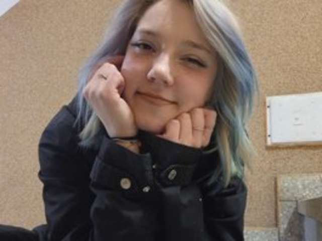 go to chat with SarahOrgasm