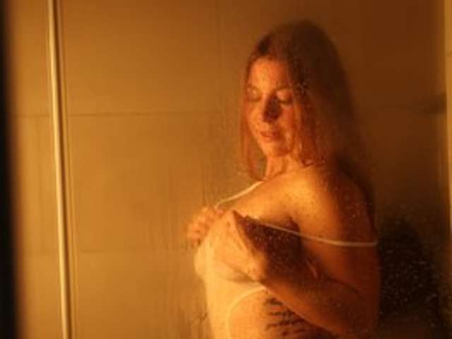 go to chat with Sarahrose