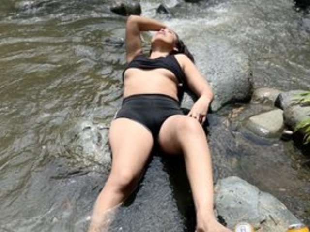 go to chat with Sarayqueen69
