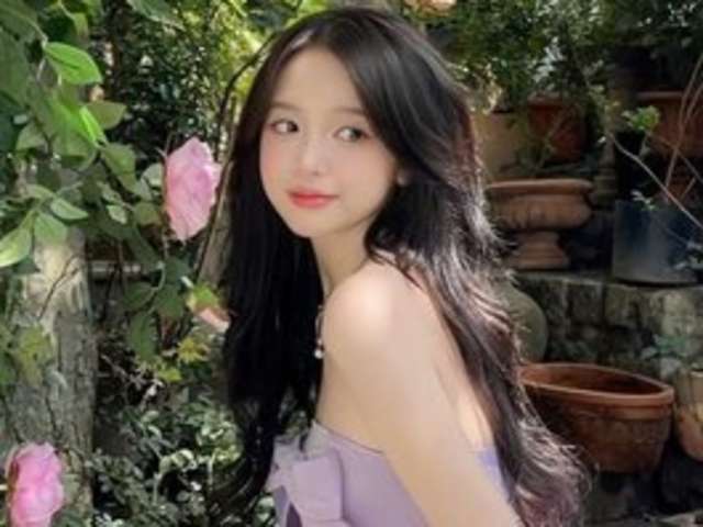 go to chat with Sari94