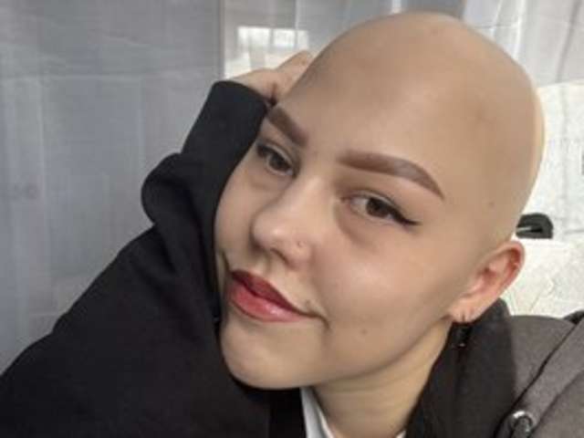 go to chat with Sasha-2207