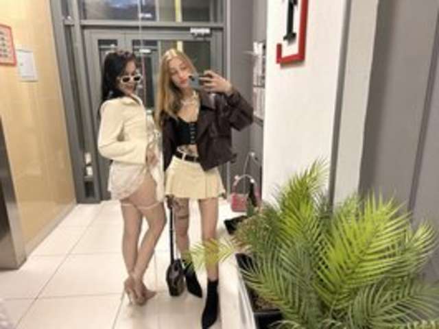 go to chat with SashaEmma