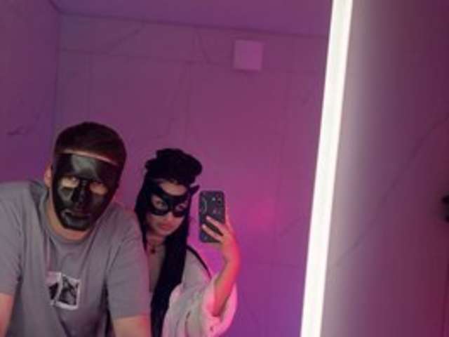 go to chat with SashaXXXtasy