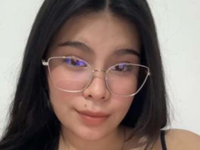 go to chat with Sashadirty65