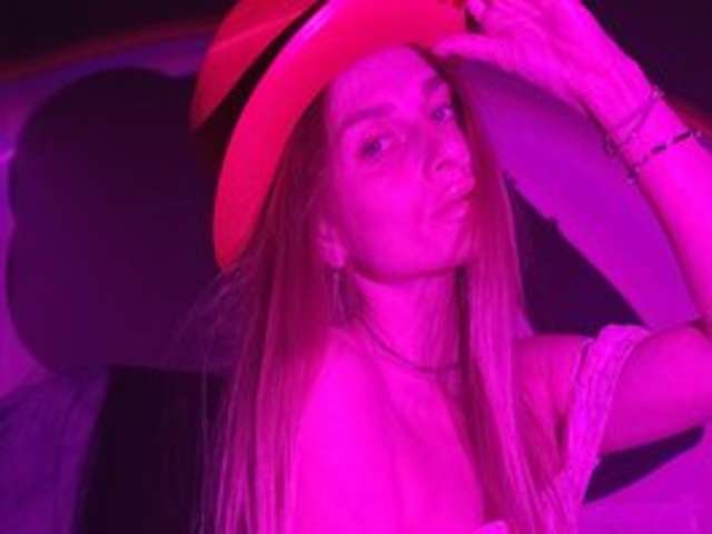 go to chat with SatAna89