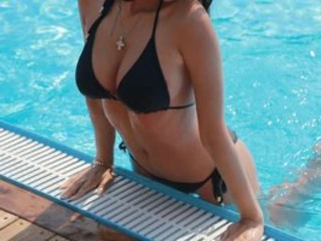 go to chat with Savanaha