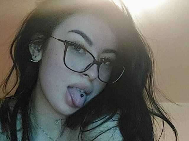 SCARLETMISS amateur webcam photo