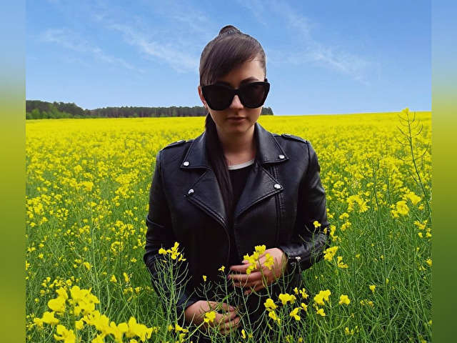 go to chat with ScarletSighs