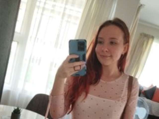 SCARLET_KITTY amateur webcam photo