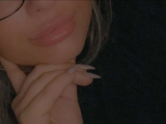 go to chat with SeductveGrl