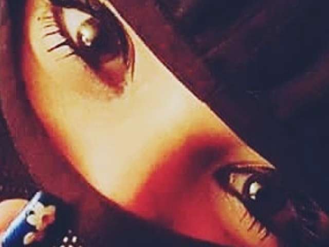 go to chat with SelenaLove