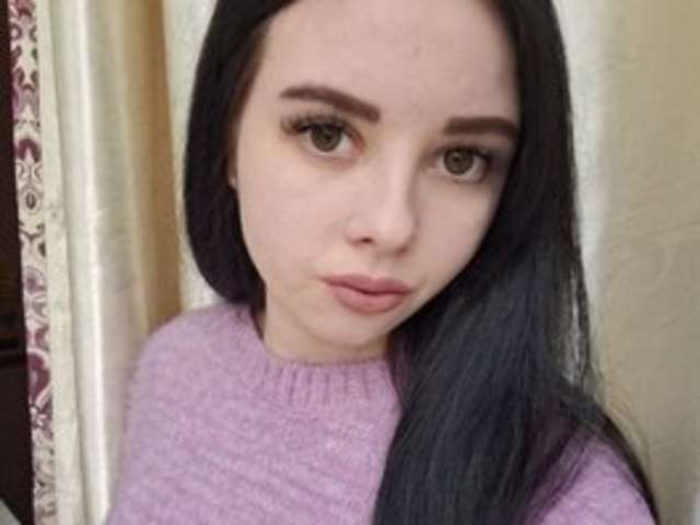 go to chat with Selena_Flowers
