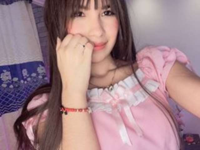 go to chat with Selesumi