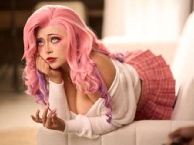 go to chat with Seraphine23