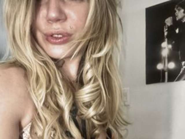 go to chat with SerenaSherwood
