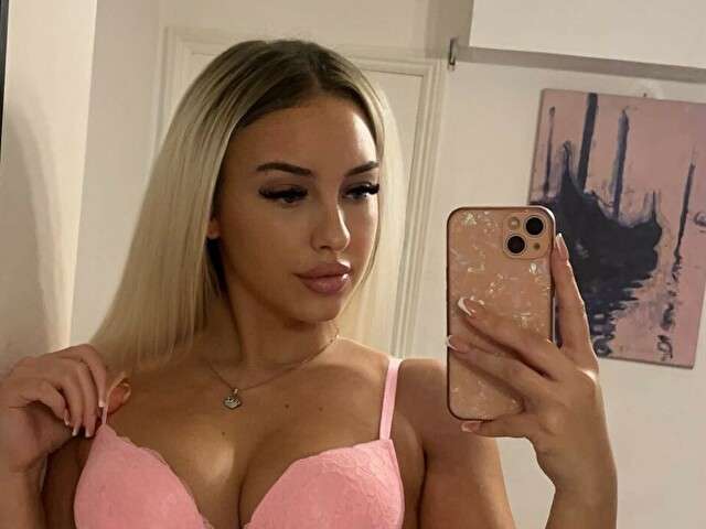 go to chat with SexyAlice