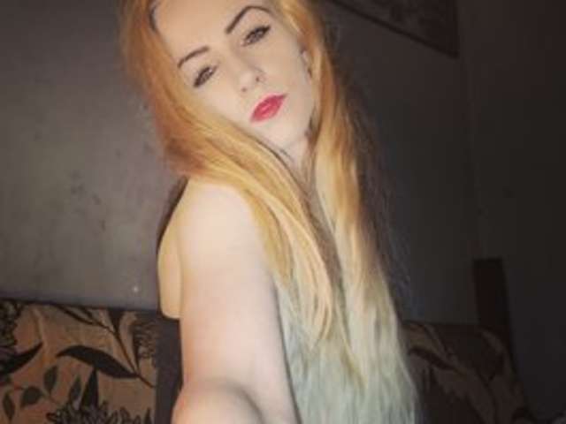 go to chat with SexyBlondMia