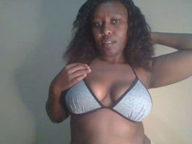 go to chat with SexyDee-1