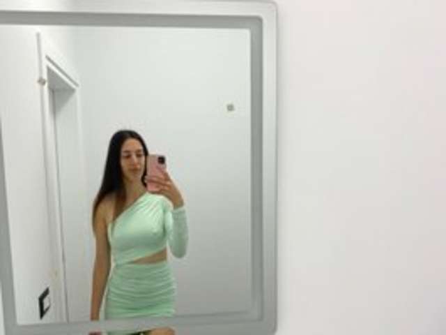 go to chat with SexyEvelina