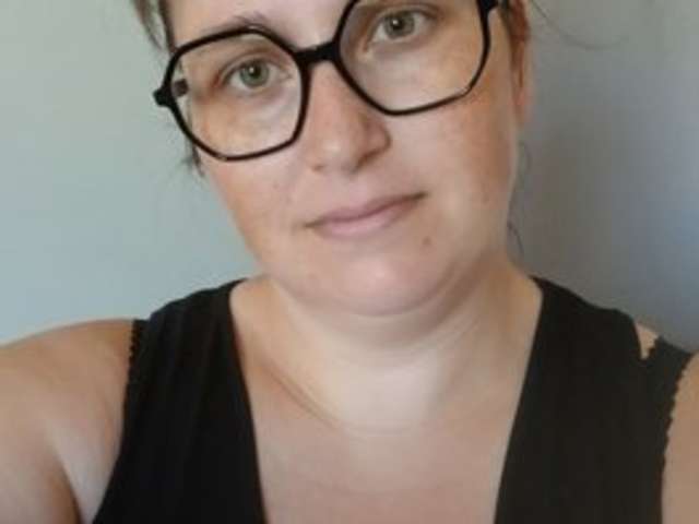 go to chat with Sexycurvy-87