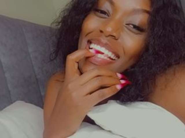 go to chat with Sexymaya22
