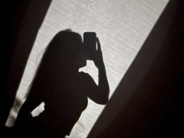 go to chat with Shuggamommy