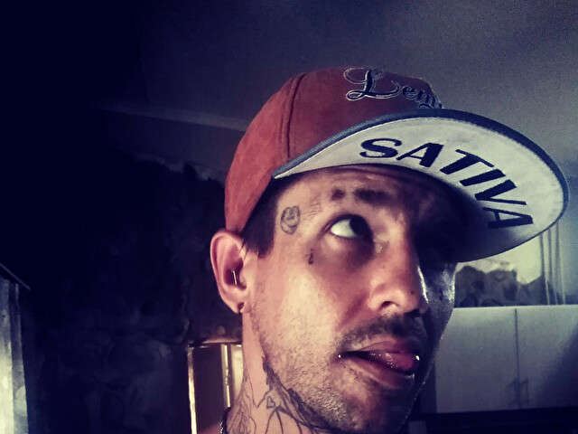 go to chat with Shweedy69
