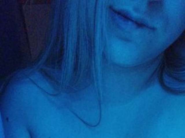 go to chat with ShyForU