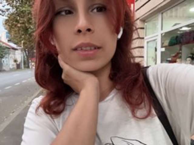 go to chat with SienaNight