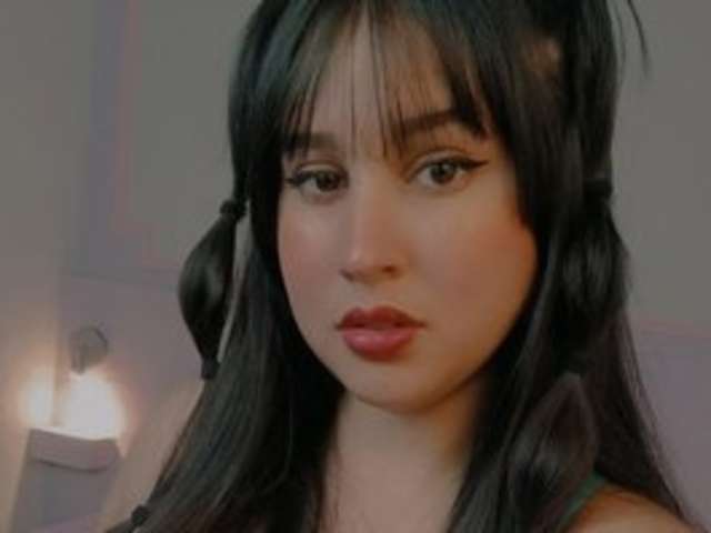 go to chat with SiennaaRosee