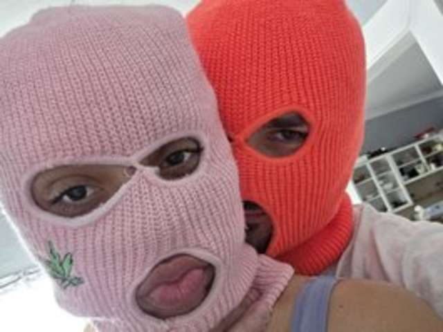 go to chat with Skimaskcouple891081