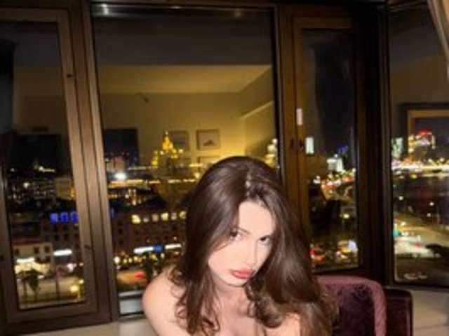 go to chat with SoShyEmmy