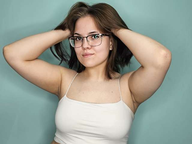 go to chat with SoffeeFe