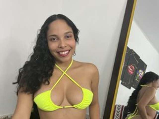 go to chat with Sofia-Diiaz