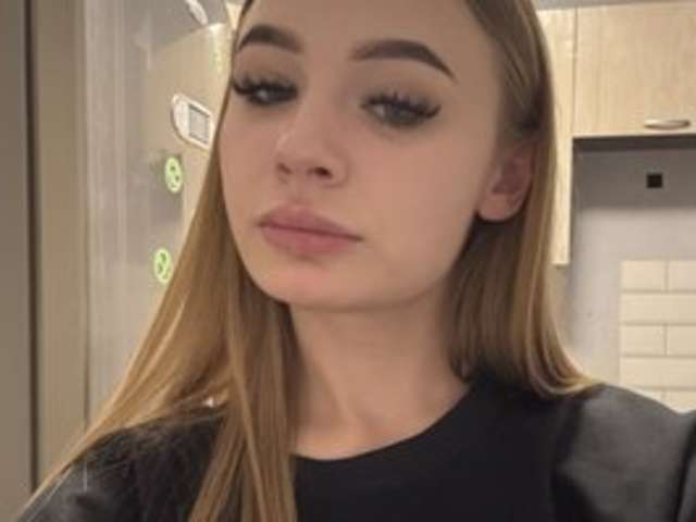 go to chat with Sofia-Kiss