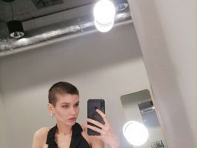 go to chat with Soft-Sarah
