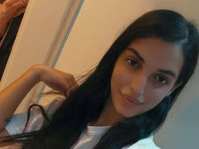 go to chat with SoniaMoonnn