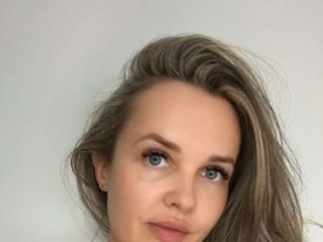 go to chat with Sonyaxbelle