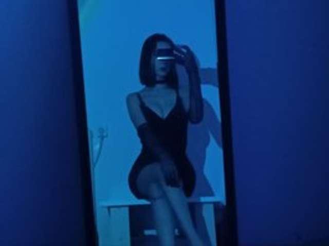 SONYYA- amateur webcam photo