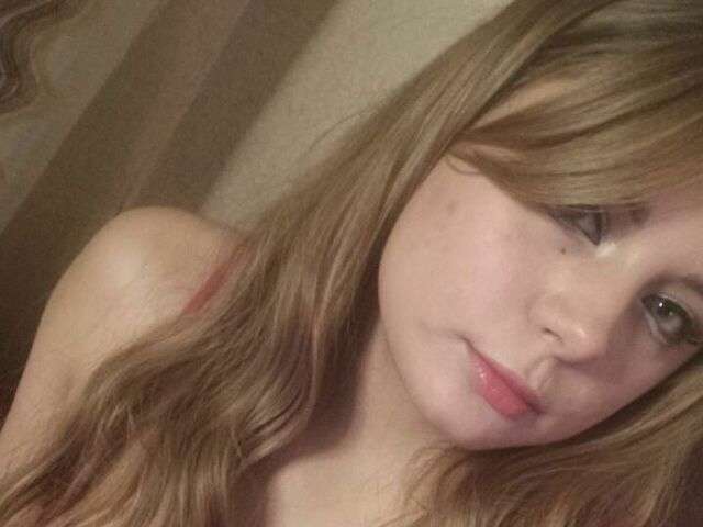 go to chat with SophiaBerry