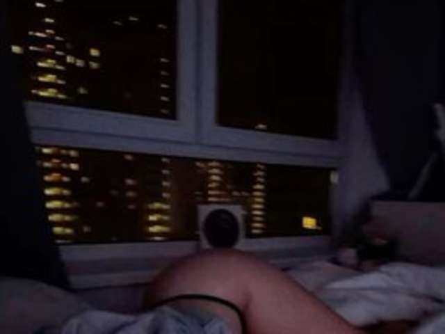 go to chat with SophiaNeural