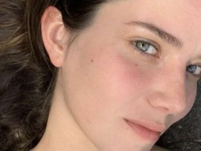 go to chat with SophieSunshine26