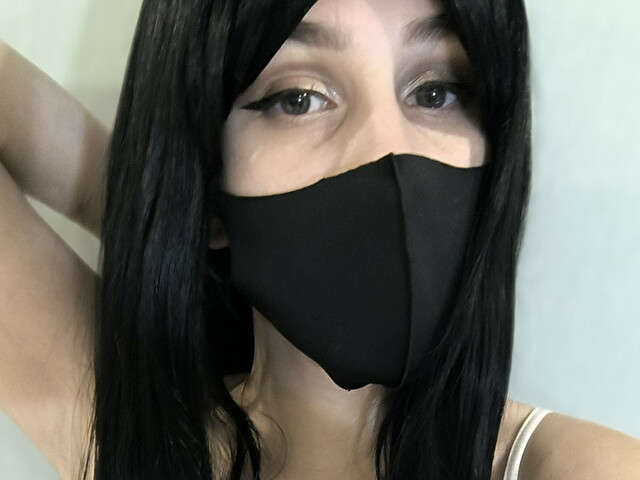 go to chat with SophieWiror